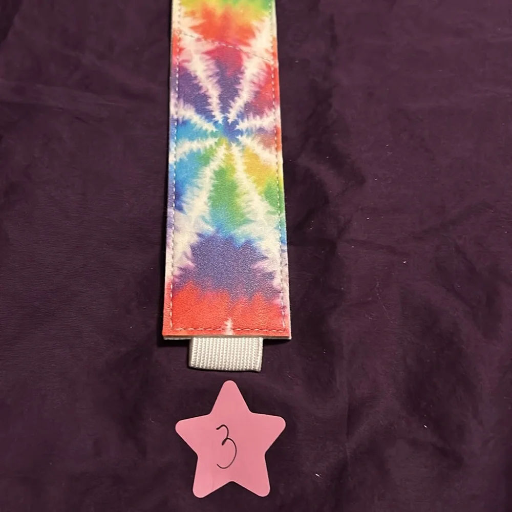 Tie dye pen or pencil holder
